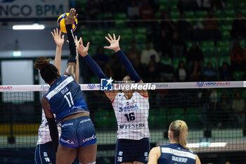 2024-10-16 - Myriam Sylla (Numia VeroVolley Milano) during Volley Italian Championship Serie A Women 2024/25 between Numia VeroVolley Milano and Reale Mutua Fenera Chieri at Opiquad Arena, Monza, Italy on October 16, 2024 - VERO VOLLEY MILANO VS REALE MUTUA FENERA CHIERI '76 - SERIE A1 WOMEN - VOLLEYBALL