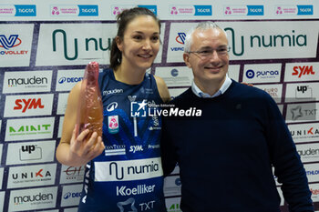 2024-10-16 - Helena Cazaute (Numia VeroVolley Milano) during Volley Italian Championship Serie A Women 2024/25 between Numia VeroVolley Milano and Reale Mutua Fenera Chieri at Opiquad Arena, Monza, Italy on October 16, 2024 - VERO VOLLEY MILANO VS REALE MUTUA FENERA CHIERI '76 - SERIE A1 WOMEN - VOLLEYBALL