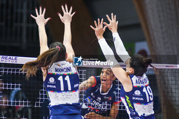 2024-10-20 - Day 3 of Serie A1 Tigota women's volleyball, match between Reale Mutua Fenera Chieri'76 against Il Bisonte Firenze - REALE MUTUA FENERA CHIERI '76 VS IL BISONTE FIRENZE - SERIE A1 WOMEN - VOLLEYBALL