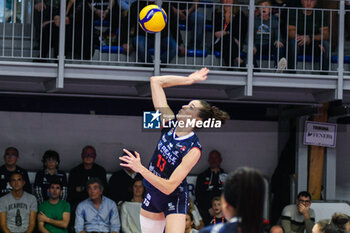 2024-10-20 - Day 3 of Serie A1 Tigota women's volleyball, match between Reale Mutua Fenera Chieri'76 against Il Bisonte Firenze - REALE MUTUA FENERA CHIERI '76 VS IL BISONTE FIRENZE - SERIE A1 WOMEN - VOLLEYBALL