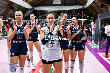 2024-10-20 - Reale Mutua Fenera Chieri '76 wins Day 3 of the Serie A1 Tigota women's volleyball against Il Bisonte Firenze at the Tie Break by 3 to 2 - REALE MUTUA FENERA CHIERI '76 VS IL BISONTE FIRENZE - SERIE A1 WOMEN - VOLLEYBALL