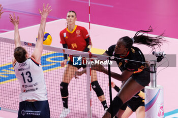 30/10/2024 - Aana Enioola Adelusi of Roma Volley Club, Giorgia Zannoni of Roma Volley Club, Ashley Evans of Volley Bergamo during the 5th round of the Serie A1 Women's Volleyball Championship between Roma Volley Club and Volley Bergamo on oct 30, 2024 at the Palazzetto dello Sport in Rome. - ROMA VOLLEY VS VOLLEY BERGAMO 1991 - SERIE A1 FEMMINILE - VOLLEY