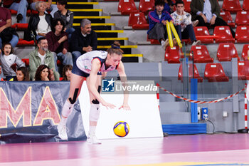 30/10/2024 - Linda Manfredini of Volley Bergamo during the 5th round of the Serie A1 Women's Volleyball Championship between Roma Volley Club and Volley Bergamo on oct 30, 2024 at the Palazzetto dello Sport in Rome. - ROMA VOLLEY VS VOLLEY BERGAMO 1991 - SERIE A1 FEMMINILE - VOLLEY