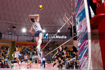 30/10/2024 - Linda Manfredini of Volley Bergamo during the 5th round of the Serie A1 Women's Volleyball Championship between Roma Volley Club and Volley Bergamo on oct 30, 2024 at the Palazzetto dello Sport in Rome. - ROMA VOLLEY VS VOLLEY BERGAMO 1991 - SERIE A1 FEMMINILE - VOLLEY