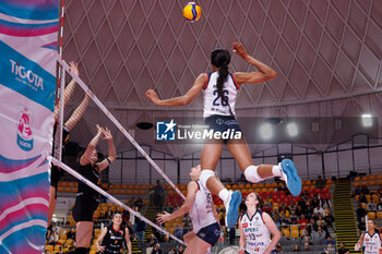 30/10/2024 - Ailama Cese Montalvo of Volley Bergamo during the 5th round of the Serie A1 Women's Volleyball Championship between Roma Volley Club and Volley Bergamo on oct 30, 2024 at the Palazzetto dello Sport in Rome. - ROMA VOLLEY VS VOLLEY BERGAMO 1991 - SERIE A1 FEMMINILE - VOLLEY