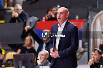 30/10/2024 - Carlo Parisi coach of Volley Bergamo during the 5th round of the Serie A1 Women's Volleyball Championship between Roma Volley Club and Volley Bergamo on oct 30, 2024 at the Palazzetto dello Sport in Rome. - ROMA VOLLEY VS VOLLEY BERGAMO 1991 - SERIE A1 FEMMINILE - VOLLEY