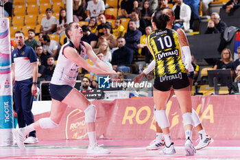 30/10/2024 - Ashley Evans of Volley Bergamo, Martina Armini of Volley Bergamo during the 5th round of the Serie A1 Women's Volleyball Championship between Roma Volley Club and Volley Bergamo on oct 30, 2024 at the Palazzetto dello Sport in Rome. - ROMA VOLLEY VS VOLLEY BERGAMO 1991 - SERIE A1 FEMMINILE - VOLLEY