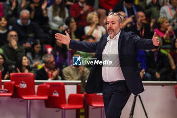 2024-11-17 - Enrico Bertolini Head Coach of UYBA Eurotek Volley Busto Arsizio reacts during Volley Serie A women 2024/25 match between UYBA Eurotek Volley Busto Arsizio and Igor Gorgonzola Novara at E-Work Arena. Final score UYBA Eurotek Volley Busto Arsizio 3 | 0 Igor Gorgonzola Novara - UYBA VOLLEY BUSTO ARSIZIO VS IGOR GORGONZOLA NOVARA - SERIE A1 WOMEN - VOLLEYBALL