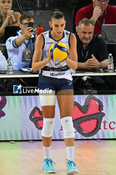 2024-09-28 - Alessia Orro of Vero Volley Milano in action during the Supercoppa Fineco Lega Volley Femminile between Prosecco Doc Imoco Conegliano Vs Vero Volley Milano at Palazzo dello Sport on September 28, 2024 in Rome, Italy. - PROSECCO DOC IMOCO CONEGLIANO VS VERO VOLLEY MILANO - WOMEN SUPERCOPPA - VOLLEYBALL