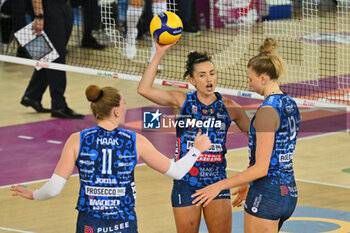 2024-09-28 - Prosecco Doc Imoco Conegliano during the Supercoppa Fineco Lega Volley Femminile between Prosecco Doc Imoco Conegliano Vs Vero Volley Milano at Palazzo dello Sport on September 28, 2024 in Rome, Italy. - PROSECCO DOC IMOCO CONEGLIANO VS VERO VOLLEY MILANO - WOMEN SUPERCOPPA - VOLLEYBALL