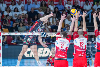 2024-09-21 - Spike of 10 Wassim Ben Tara (Sir Susa Vim Perugia) - SIR SUSA VIM PERUGIA VS GAS SALES BLUENERGY PIACENZA - SUPERCOPPA - VOLLEYBALL