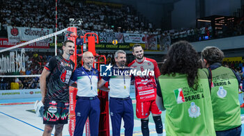 2024-09-21 - Simone Giannelli (Sir Susa Vim Perugia) and Antoine Brizard (Gas Sales Bluenergy Piacenza) - SIR SUSA VIM PERUGIA VS GAS SALES BLUENERGY PIACENZA - SUPERCOPPA - VOLLEYBALL