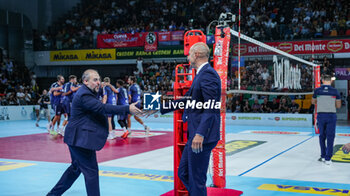 2024-09-21 - Massimo Eccheli (Head Coach of Vero Volley Monza) and Fabio Soli (Head Coach of Itas Trentino) - ITAS TRENTINO VS VERO VOLLEY MONZA - SUPERCOPPA - VOLLEYBALL