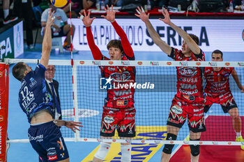 2024-09-22 - 12 Giulio Magalini (Itas Trentino) vs 14 Yuki Ishikawa (Sir Susa Vim Perugia) - FINAL - SIR SUSA VIM PERUGIA VS ITAS TRENTINO - SUPERCOPPA - VOLLEYBALL