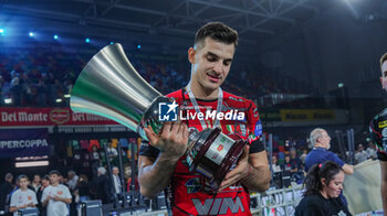 2024-09-22 - Perugia celebrates the victory - FINAL - SIR SUSA VIM PERUGIA VS ITAS TRENTINO - SUPERCOPPA - VOLLEYBALL