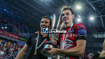 2024-09-22 - Perugia celebrates the victory - FINAL - SIR SUSA VIM PERUGIA VS ITAS TRENTINO - SUPERCOPPA - VOLLEYBALL