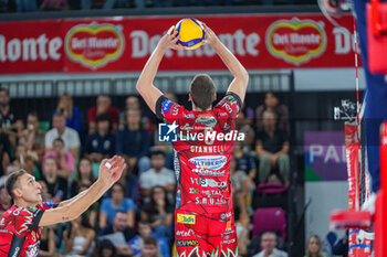 2024-09-22 - 6 Simone Giannelli (Sir Susa Vim Perugia) - FINAL - SIR SUSA VIM PERUGIA VS ITAS TRENTINO - SUPERCOPPA - VOLLEYBALL