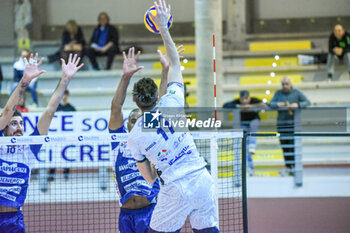 2024-01-24 - (Cisterna Volley) Faure Theo Alexandre attack - CISTERNA VOLLEY VS GAS SALES BLUENERGY PIACENZA - SUPERLEAGUE SERIE A - VOLLEYBALL