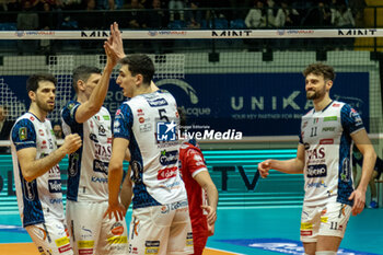 2024-02-03 - Happiness of players Trentino Volley - VERO VOLLEY MONZA VS ITAS TRENTINO - SUPERLEAGUE SERIE A - VOLLEYBALL