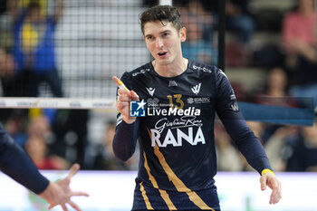 2024-02-14 - Luca Spirito of Rana Verona celebrates after scores a point during the match between Rana Verona and Gas Sales Bluenergy Piacenza, regular season of the SuperLega Italian Volleyball Championship 2023/2024, at Pala AGSM-AIM in Verona, Italy on February 14, 2024. - RANA VERONA VS GAS SALES BLUENERGY PIACENZA - SUPERLEAGUE SERIE A - VOLLEYBALL