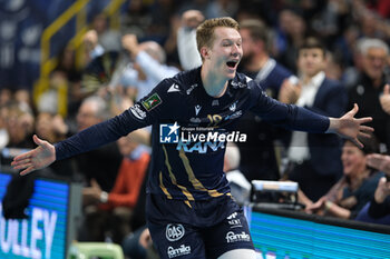 2024-02-14 - Rok Mozic of Rana Verona celebrates after scores a point during the match between Rana Verona and Gas Sales Bluenergy Piacenza, regular season of the SuperLega Italian Volleyball Championship 2023/2024, at Pala AGSM-AIM in Verona, Italy on February 14, 2024. - RANA VERONA VS GAS SALES BLUENERGY PIACENZA - SUPERLEAGUE SERIE A - VOLLEYBALL