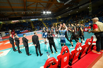 2024-02-18 - Cucine Lube Civitanova's players take to the volleyball court - CUCINE LUBE CIVITANOVA VS CISTERNA VOLLEY - SUPERLEAGUE SERIE A - VOLLEYBALL