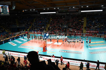2024-03-27 - Cucine Lube Civitanova and Mint Vero Volley Monza players take to the volleyball court - PLAYOFF - CUCINE LUBE CIVITANOVA VS MINE VERO VOLLEY MONZA - SUPERLEAGUE SERIE A - VOLLEYBALL