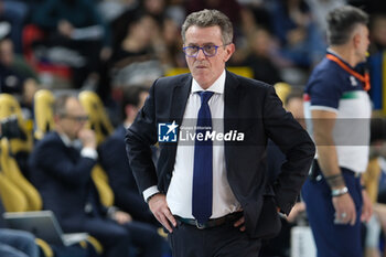 2024-03-10 - Angelo Lorenzetti head coach of Sir Susa Vim Perugia during the match between Rana Verona and SIR Susa Vim Perugia, second match of Quarterfinals Playoff series of the SuperLega Italian Volleyball Championship 2023/2024, at Pala AGSM-AIM in Verona, Italy on March 10, 2024. - PLAYOFF - RANA VERONA VS SIR SUSA VIM PERUGIA - SUPERLEAGUE SERIE A - VOLLEYBALL