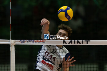 2024-04-03 - Kamil Rychlicki (Trentino Volley) during the Playoff Semifinal game2 Serie A1 Men's Volleyball Championship between Mint Vero Volley Monza vs Itas Trentino at Opiquad Arena, Monza, Italy on April 3, 2023 - PLAYOFF - MINT VERO VOLLEY MONZA VS ITAS TRENTINO - SUPERLEAGUE SERIE A - VOLLEYBALL