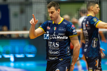 2024-04-03 - Jan Kozamernik (Trentino Volley) during the Playoff Semifinal game2 Serie A1 Men's Volleyball Championship between Mint Vero Volley Monza vs Itas Trentino at Opiquad Arena, Monza, Italy on April 3, 2023 - PLAYOFF - MINT VERO VOLLEY MONZA VS ITAS TRENTINO - SUPERLEAGUE SERIE A - VOLLEYBALL