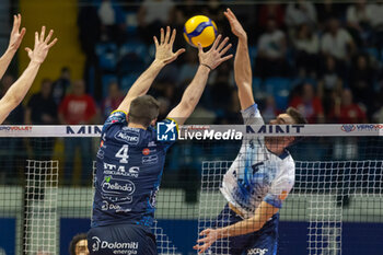 2024-04-03 - Eric Loeppky (Vero Volley Monza) during the Playoff Semifinal game2 Serie A1 Men's Volleyball Championship between Mint Vero Volley Monza vs Itas Trentino at Opiquad Arena, Monza, Italy on April 3, 2023 - PLAYOFF - MINT VERO VOLLEY MONZA VS ITAS TRENTINO - SUPERLEAGUE SERIE A - VOLLEYBALL