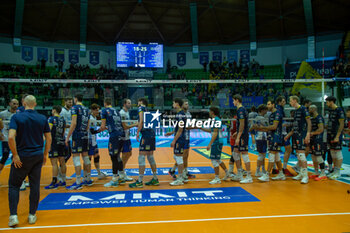 2024-04-03 - Players of Trentino Volley during the Playoff Semifinal game2 Serie A1 Men's Volleyball Championship between Mint Vero Volley Monza vs Itas Trentino at Opiquad Arena, Monza, Italy on April 3, 2023 - PLAYOFF - MINT VERO VOLLEY MONZA VS ITAS TRENTINO - SUPERLEAGUE SERIE A - VOLLEYBALL