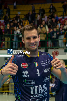 2024-04-03 - Jan Kozamernik (Trentino Volley) during the Playoff Semifinal game2 Serie A1 Men's Volleyball Championship between Mint Vero Volley Monza vs Itas Trentino at Opiquad Arena, Monza, Italy on April 3, 2023 - PLAYOFF - MINT VERO VOLLEY MONZA VS ITAS TRENTINO - SUPERLEAGUE SERIE A - VOLLEYBALL