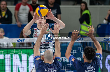 2024-04-07 - Point scored by Alessandro Michieletto - Itas Trentino - PLAYOFF - ITAS TRENTINO VS MINT VERO VOLLEY MONZA - SUPERLEAGUE SERIE A - VOLLEYBALL