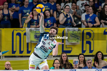 2024-04-07 - Serve by Kamil Rychlichi - Itas Trentino - PLAYOFF - ITAS TRENTINO VS MINT VERO VOLLEY MONZA - SUPERLEAGUE SERIE A - VOLLEYBALL
