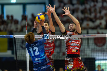 2024-04-28 - Ran Takahashi (Vero Volley Monza) during the game4 of Final SuperLega Italian Volleyball Championship between Mint Vero Volley Monza vs Sir Safety Susa Perugia at Opiquad Arena, Monza, Italy on April 28, 2024
 - PLAYOFF - FINAL - MINT VERO VOLLEY MONZA VS SIR SUSA VIM PERUGIA - SUPERLEAGUE SERIE A - VOLLEYBALL