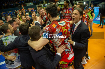 2024-04-28 - Players of Sir Safety Perugia celebrate the victory of Final SuperLega Italian Volleyball Championship between Mint Vero Volley Monza vs Sir Safety Susa Perugia at Opiquad Arena, Monza, Italy on April 28, 2024
 - PLAYOFF - FINAL - MINT VERO VOLLEY MONZA VS SIR SUSA VIM PERUGIA - SUPERLEAGUE SERIE A - VOLLEYBALL