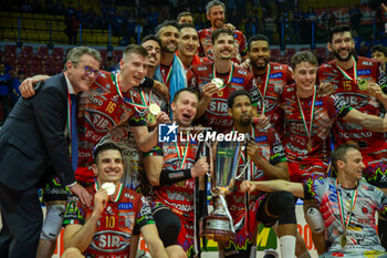 2024-04-28 - Exultation Players of Sir Safety Perugia during awards ceremony of Final SuperLega Italian Volleyball Championship between Mint Vero Volley Monza vs Sir Safety Susa Perugia at Opiquad Arena, Monza, Italy on April 28, 2024 - PLAYOFF - FINAL - MINT VERO VOLLEY MONZA VS SIR SUSA VIM PERUGIA - SUPERLEAGUE SERIE A - VOLLEYBALL