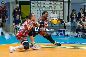 2024-04-28 - Oleh Plotnytskyi (Sir Safety Perugia) and Wilfredo Leon Venero (Sir Safety Perugia) on defense during the game4 of Final SuperLega Italian Volleyball Championship between Mint Vero Volley Monza vs Sir Safety Susa Perugia at Opiquad Arena, Monza, Italy on April 28, 2024
 - PLAYOFF - FINAL - MINT VERO VOLLEY MONZA VS SIR SUSA VIM PERUGIA - SUPERLEAGUE SERIE A - VOLLEYBALL