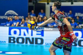 2024-04-28 - Simone Giannelli (Sir Safety Perugia) at service during the game4 of Final SuperLega Italian Volleyball Championship between Mint Vero Volley Monza vs Sir Safety Susa Perugia at Opiquad Arena, Monza, Italy on April 28, 2024
 - PLAYOFF - FINAL - MINT VERO VOLLEY MONZA VS SIR SUSA VIM PERUGIA - SUPERLEAGUE SERIE A - VOLLEYBALL