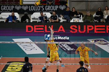22/04/2024 - M01\ during the match between Rana Verona and Valsa Group Modena, qualifications semifinal of playoff Challenge Cup of Superlega Italian Volleball Championship 2023/2024 at Pala AGSM-AIM on April 22, 2024, Verona, Italy. - PLAYOFF 5° POSTO - RANA VERONA VS VALSA GROUP MODENA - SUPERLEGA SERIE A - VOLLEY