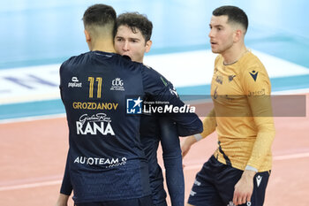 2024-04-27 - Luca Spirito of Rana Verona celebrates after scores a point during the match between Rana Verona and Cucine Lube Civitanova, final match of playoff Challenge Cup of Superlega Italian Volleball Championship 2023/2024 at Pala AGSM-AIM on April 27, 2024, Verona, Italy. - PLAYOFF 5 POSTO - FINALS - RANA VERONA VS CUCINE LUBE CIVITANOVA - SUPERLEAGUE SERIE A - VOLLEYBALL