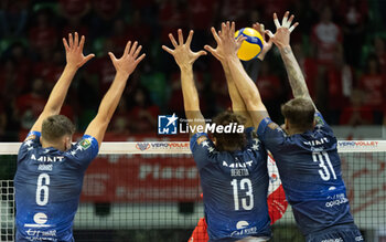 2024-10-05 - Monster block of Thomas Beretta (Mint Vero Volley Monza) and Arthur Szwarc (Mint Vero Volley Monza) during Serie A1 Men's Volleyball Championship between Mint Vero Volley Monza vs Gas Sales Piacenza at Opiquad Arena, Monza, Italy on October 5, 2024 - VERO VOLLEY MONZA VS GAS SALES BLUENERGY PIACENZA - SUPERLEAGUE SERIE A - VOLLEYBALL