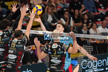 2024-10-20 - faure theo (n.11 cisterna volley) - SIR SUSA VIM PERUGIA VS CISTERNA VOLLEY - SUPERLEAGUE SERIE A - VOLLEYBALL