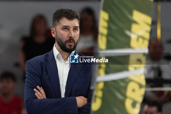 2024-10-20 - falasca guillermo (1° coach cisterna volley) - SIR SUSA VIM PERUGIA VS CISTERNA VOLLEY - SUPERLEAGUE SERIE A - VOLLEYBALL