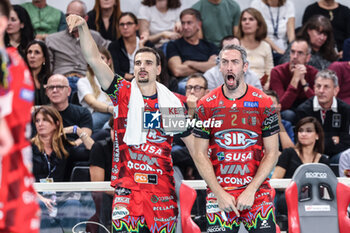 2024-10-27 - Exultation by Simone Giannelli and Davide Candellaro - Sir Susa Vim Perugia - ITAS TRENTINO VS SIR SUSA VIM PERUGIA - SUPERLEAGUE SERIE A - VOLLEYBALL