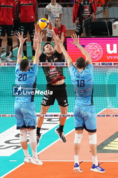 2024-10-27 - Bayram Efe-Mazzone Daniele(Cisterna Volley) - CUCINE LUBE CIVITANOVA VS CISTERNA VOLLEY - SUPERLEAGUE SERIE A - VOLLEYBALL