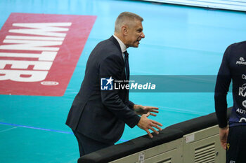 2024-10-27 - COACH RADOSTIN STOYTCHEV (RANA VERONA) - ALLIANZ MILANO VS RANA VERONA - SUPERLEAGUE SERIE A - VOLLEYBALL