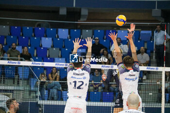 2024-10-27 - MONSTER BLOCK PAOLO PORRO AND JORDAN SCHNITZER (POWERVOLLEY MILANO) - ALLIANZ MILANO VS RANA VERONA - SUPERLEAGUE SERIE A - VOLLEYBALL