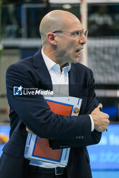 2024-10-27 - COACH ROBERTO PIAZZA (POWERVOLLEY MILANO) - ALLIANZ MILANO VS RANA VERONA - SUPERLEAGUE SERIE A - VOLLEYBALL